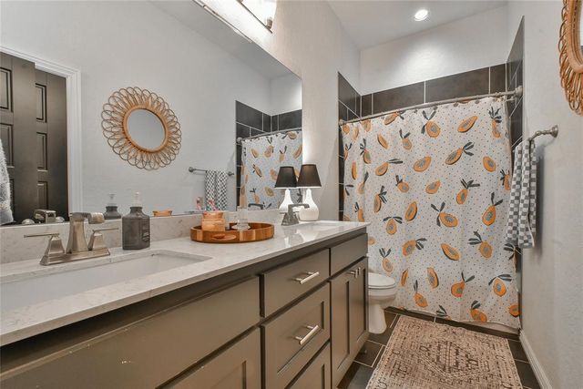 16901 Barcelona Drive, Oklahoma City, OK 73170