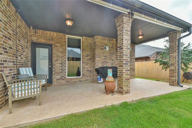 16901 Barcelona Drive, Oklahoma City, OK 73170