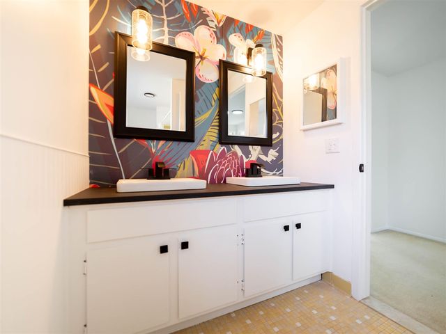 3340 Bluett Drive, Ann Arbor, MI 48105