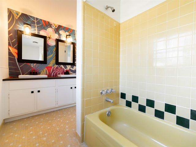 3340 Bluett Drive, Ann Arbor, MI 48105