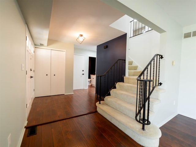 3340 Bluett Drive, Ann Arbor, MI 48105