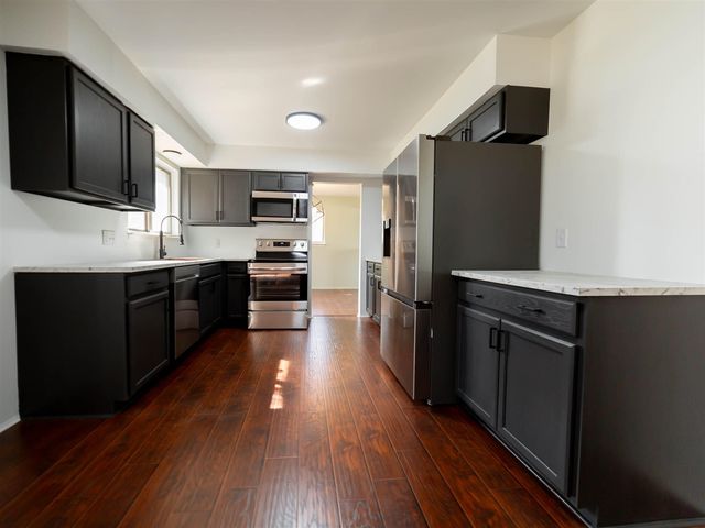 3340 Bluett Drive, Ann Arbor, MI 48105