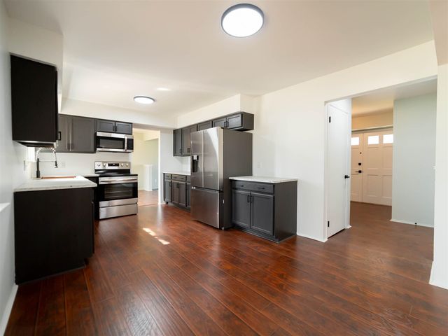 3340 Bluett Drive, Ann Arbor, MI 48105