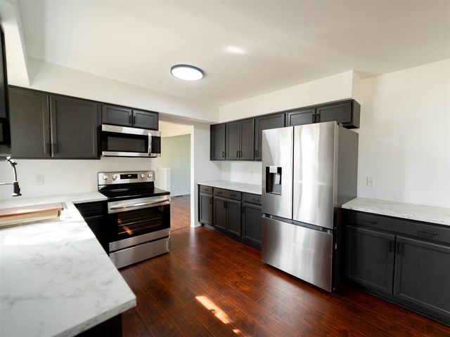 3340 Bluett Drive, Ann Arbor, MI 48105