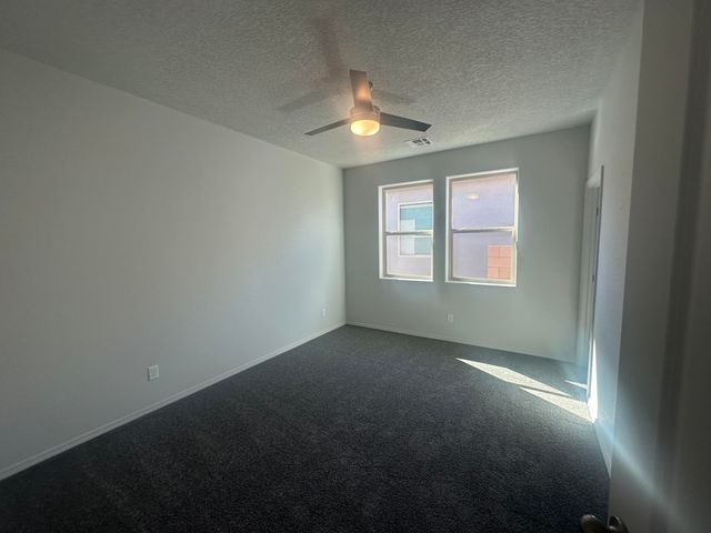 2475 Royal Troon Road NE, Rio Rancho, NM 87144