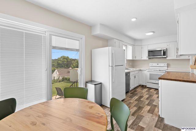 1311 S 52nd Avenue, Omaha, NE 68106
