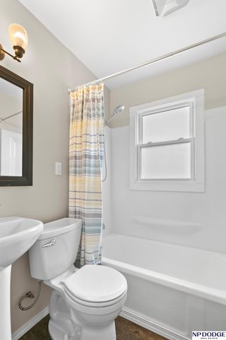 1311 S 52nd Avenue, Omaha, NE 68106