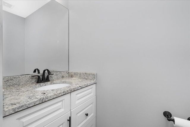 216 S Walnut St, Wilmore, KY 40390