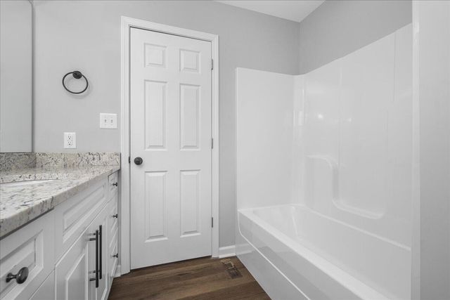 216 S Walnut St, Wilmore, KY 40390