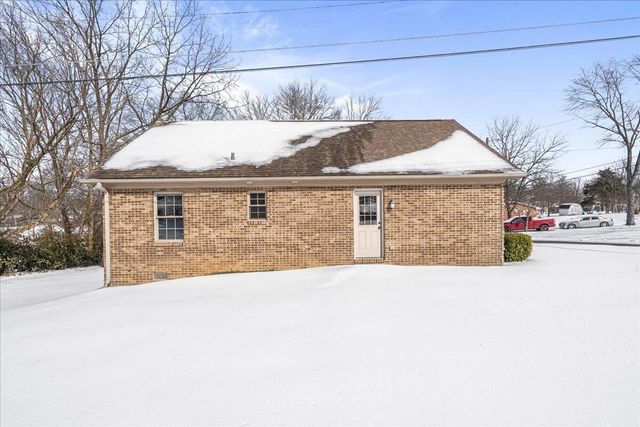 216 S Walnut St, Wilmore, KY 40390