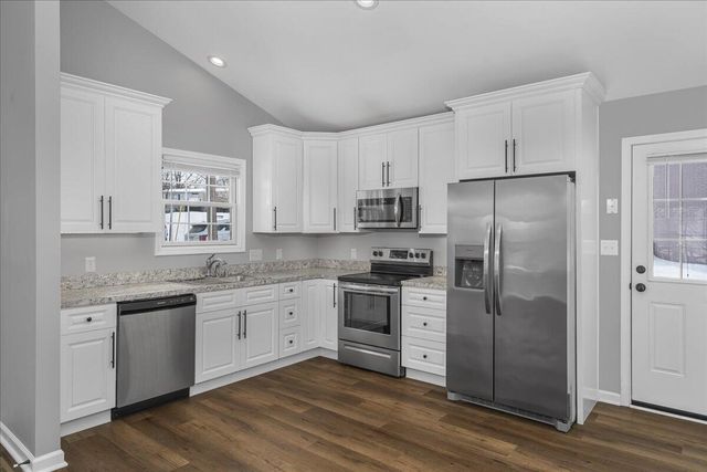 216 S Walnut St, Wilmore, KY 40390