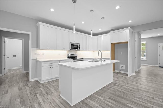 2116 Cedar RD, Chesapeake, VA 23323