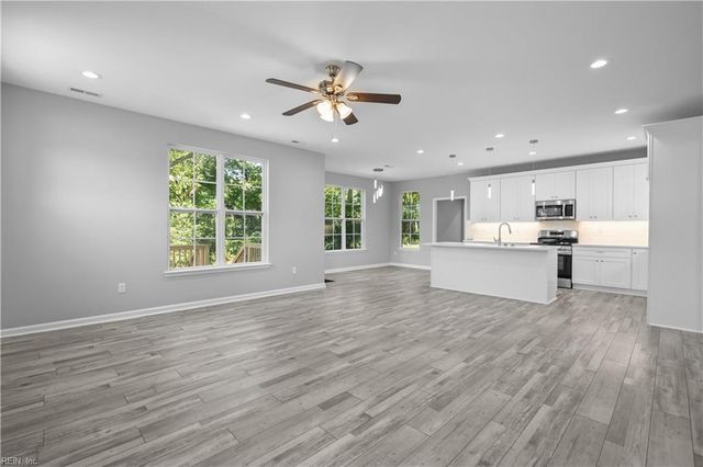 2116 Cedar RD, Chesapeake, VA 23323