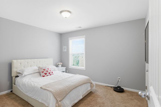 3030 Alan Dr, Spring Hill, TN 37174