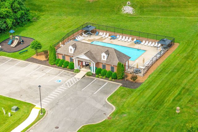 3030 Alan Dr, Spring Hill, TN 37174
