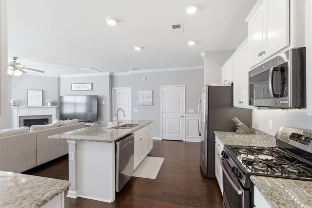 3030 Alan Dr, Spring Hill, TN 37174