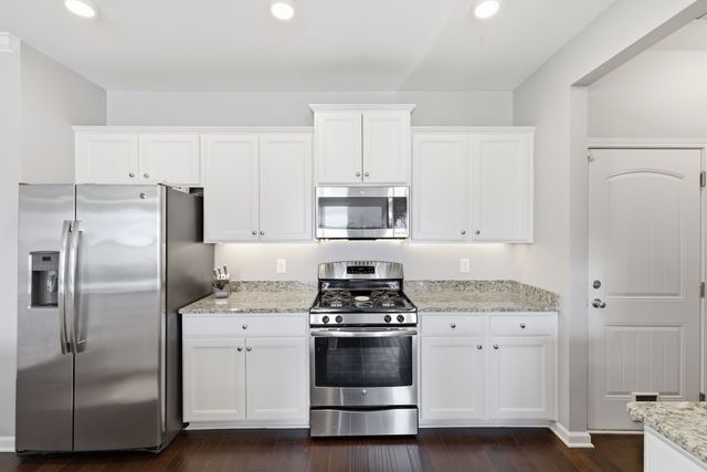 3030 Alan Dr, Spring Hill, TN 37174