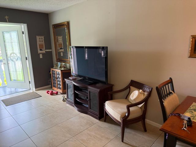 15 CHATHAM A 15, West Palm Beach, FL 33417