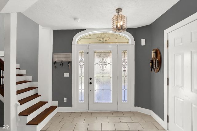 4115 N Banta Road, Bargersville, IN 46106