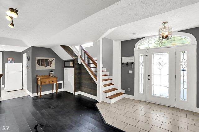 4115 N Banta Road, Bargersville, IN 46106