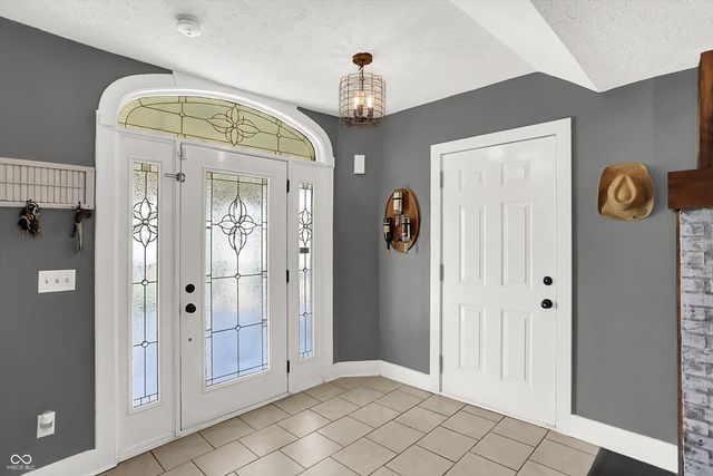 4115 N Banta Road, Bargersville, IN 46106