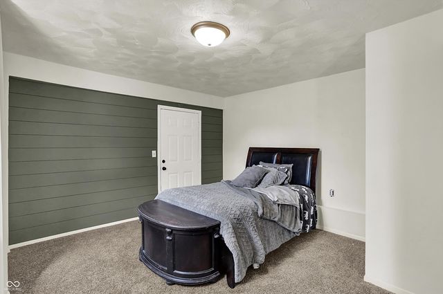 4115 N Banta Road, Bargersville, IN 46106