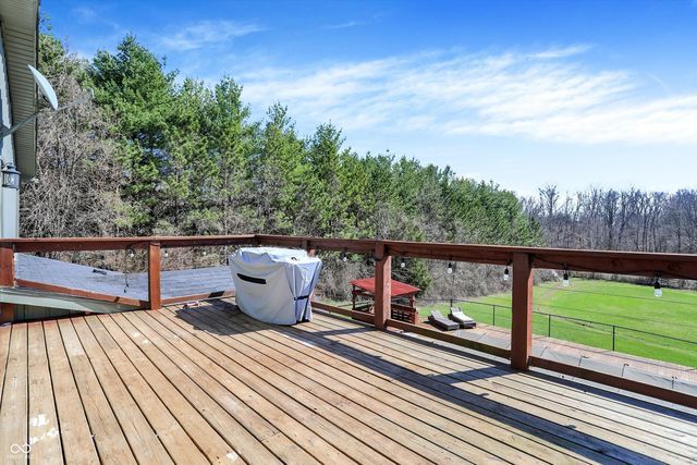 4115 N Banta Road, Bargersville, IN 46106