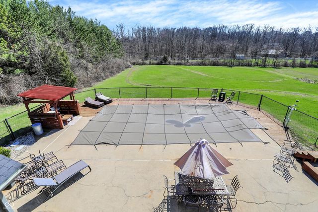 4115 N Banta Road, Bargersville, IN 46106