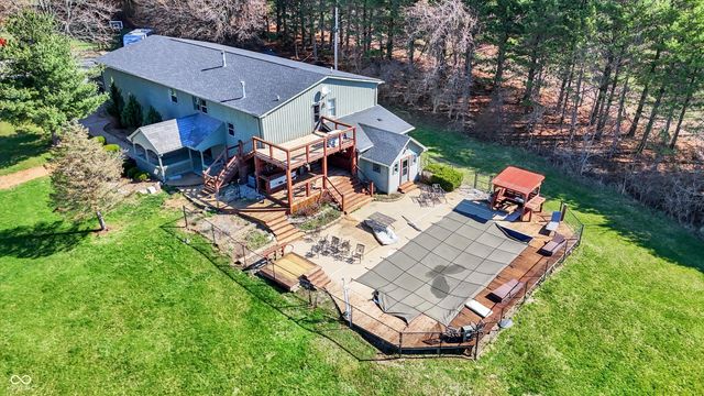 4115 N Banta Road, Bargersville, IN 46106