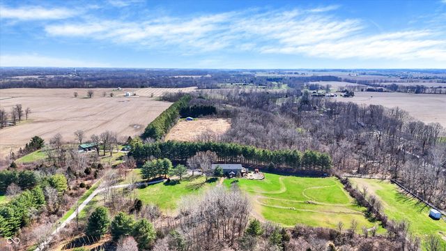 4115 N Banta Road, Bargersville, IN 46106