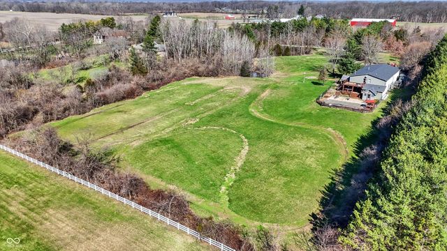 4115 N Banta Road, Bargersville, IN 46106