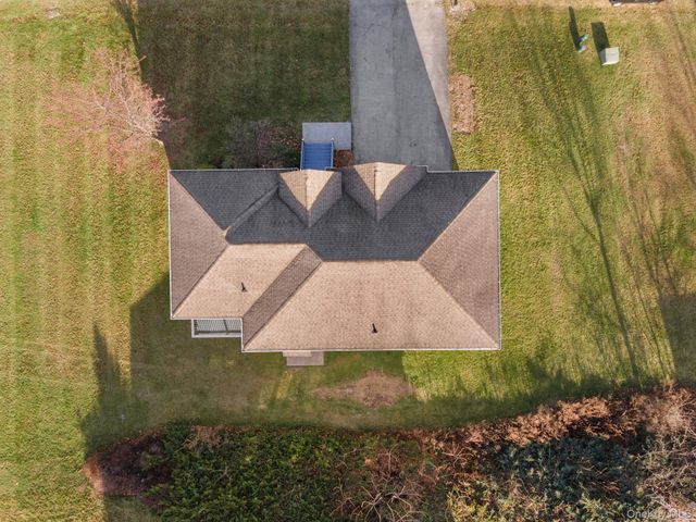 17 Carmella Road, Highland, NY 12528