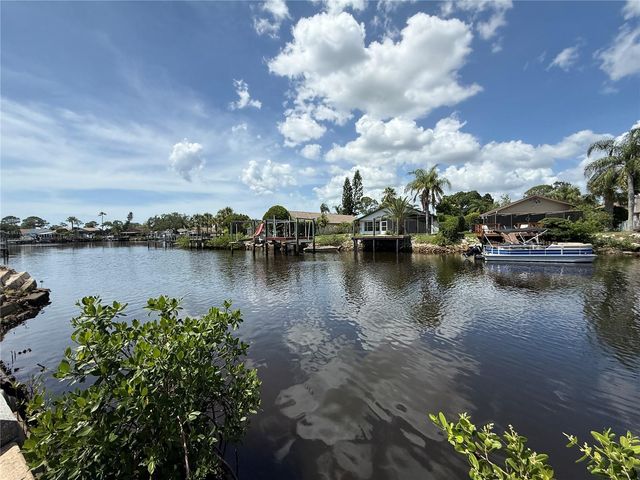 4533 MARINE PARKWAY 101, New Port Richey, FL 34652