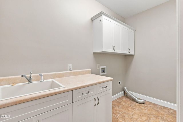 3016 Slippery Creek Court, Raleigh, NC 27616