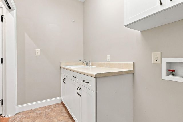 3016 Slippery Creek Court, Raleigh, NC 27616