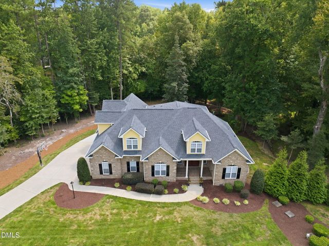 3016 Slippery Creek Court, Raleigh, NC 27616