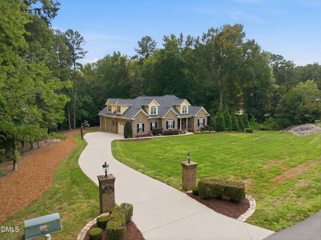 3016 Slippery Creek Court, Raleigh, NC 27616