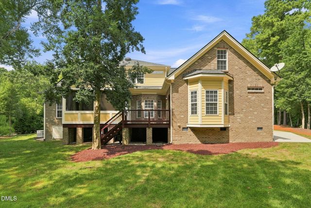 3016 Slippery Creek Court, Raleigh, NC 27616