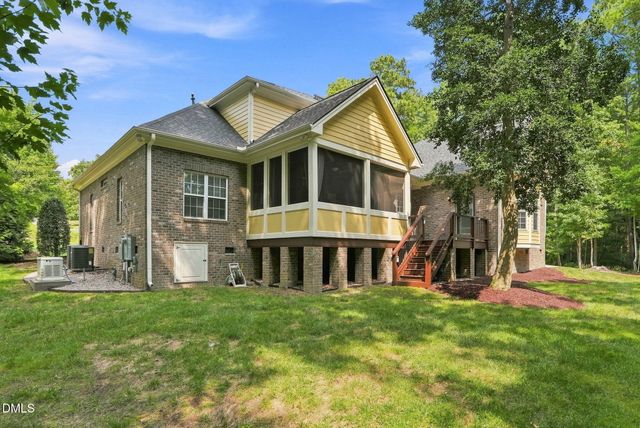 3016 Slippery Creek Court, Raleigh, NC 27616