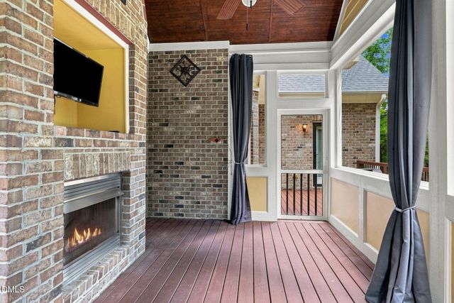 3016 Slippery Creek Court, Raleigh, NC 27616