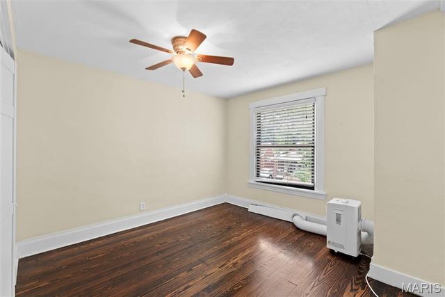5437 Nagel, St Louis, MO 63109