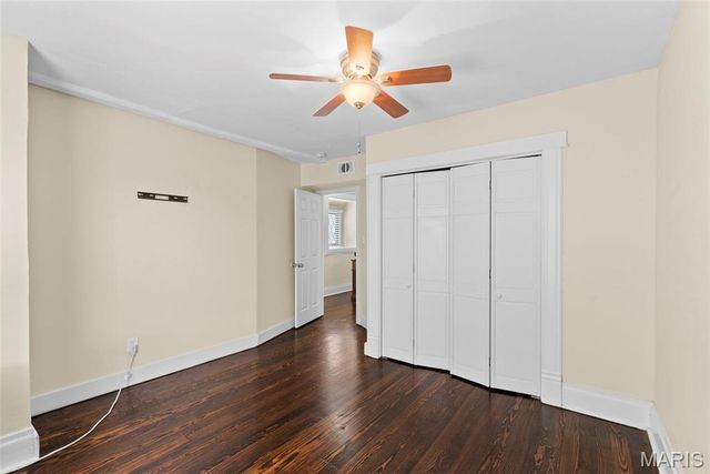 5437 Nagel, St Louis, MO 63109