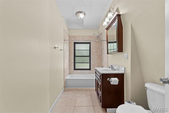 5437 Nagel, St Louis, MO 63109