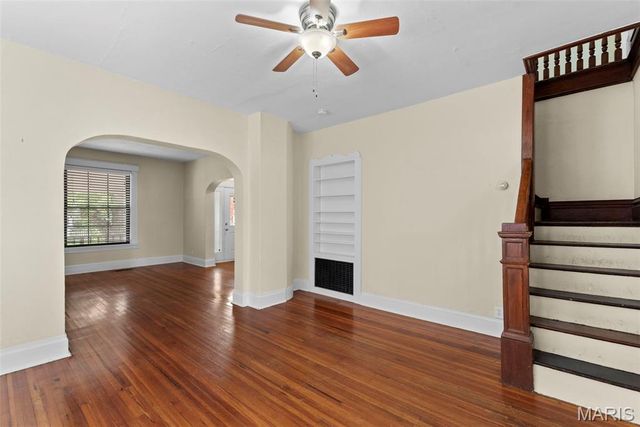 5437 Nagel, St Louis, MO 63109