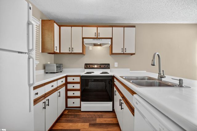 2601 Duncan Chapel Road Unit G301, Greenville, SC 29617