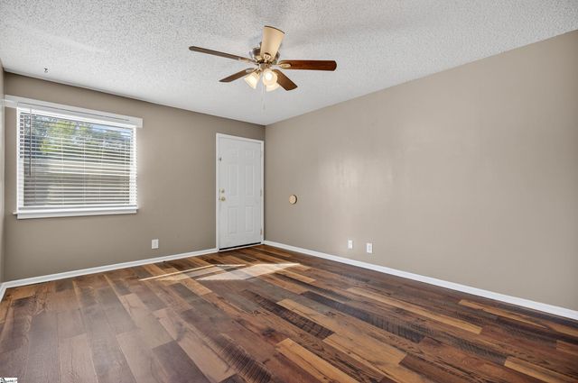 2601 Duncan Chapel Road Unit G301, Greenville, SC 29617