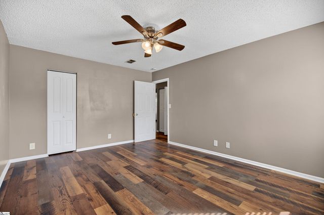 2601 Duncan Chapel Road Unit G301, Greenville, SC 29617