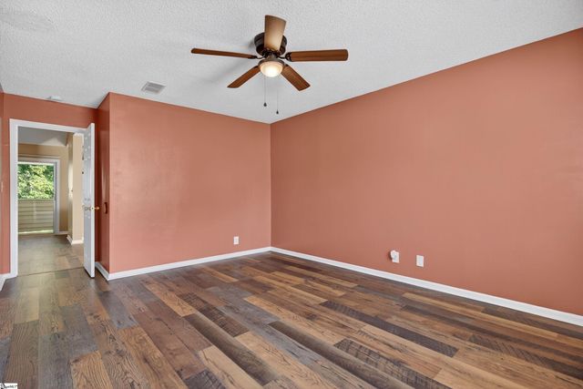 2601 Duncan Chapel Road Unit G301, Greenville, SC 29617