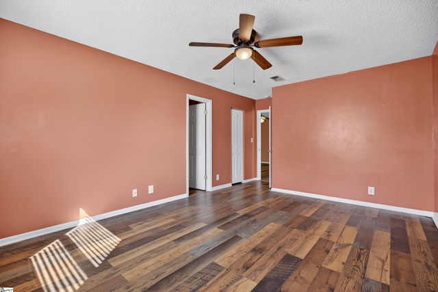 2601 Duncan Chapel Road Unit G301, Greenville, SC 29617