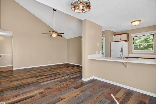 2601 Duncan Chapel Road Unit G301, Greenville, SC 29617